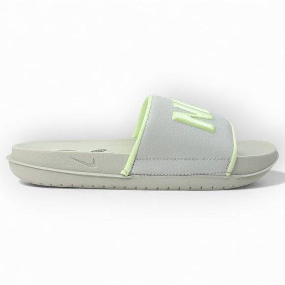 New Nike Offcourt Slide Womens Sandals Light Silver Barely Volt BQ4632-013 - Picture 3 of 11